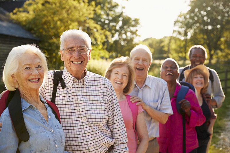 Outdoor Activities for Seniors to Do This Summer